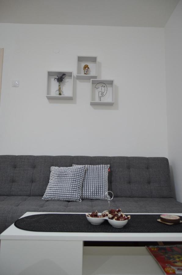 סובוטיקה Mikmari Apartman מראה חיצוני תמונה